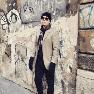 Meet your Posher, Daon